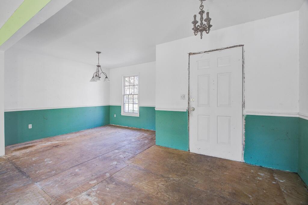 108 Cherry Hill Avenue