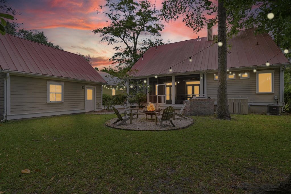 Photo of 7021 Schooner Street, Charleston, SC 29492 (MLS # 26012333)