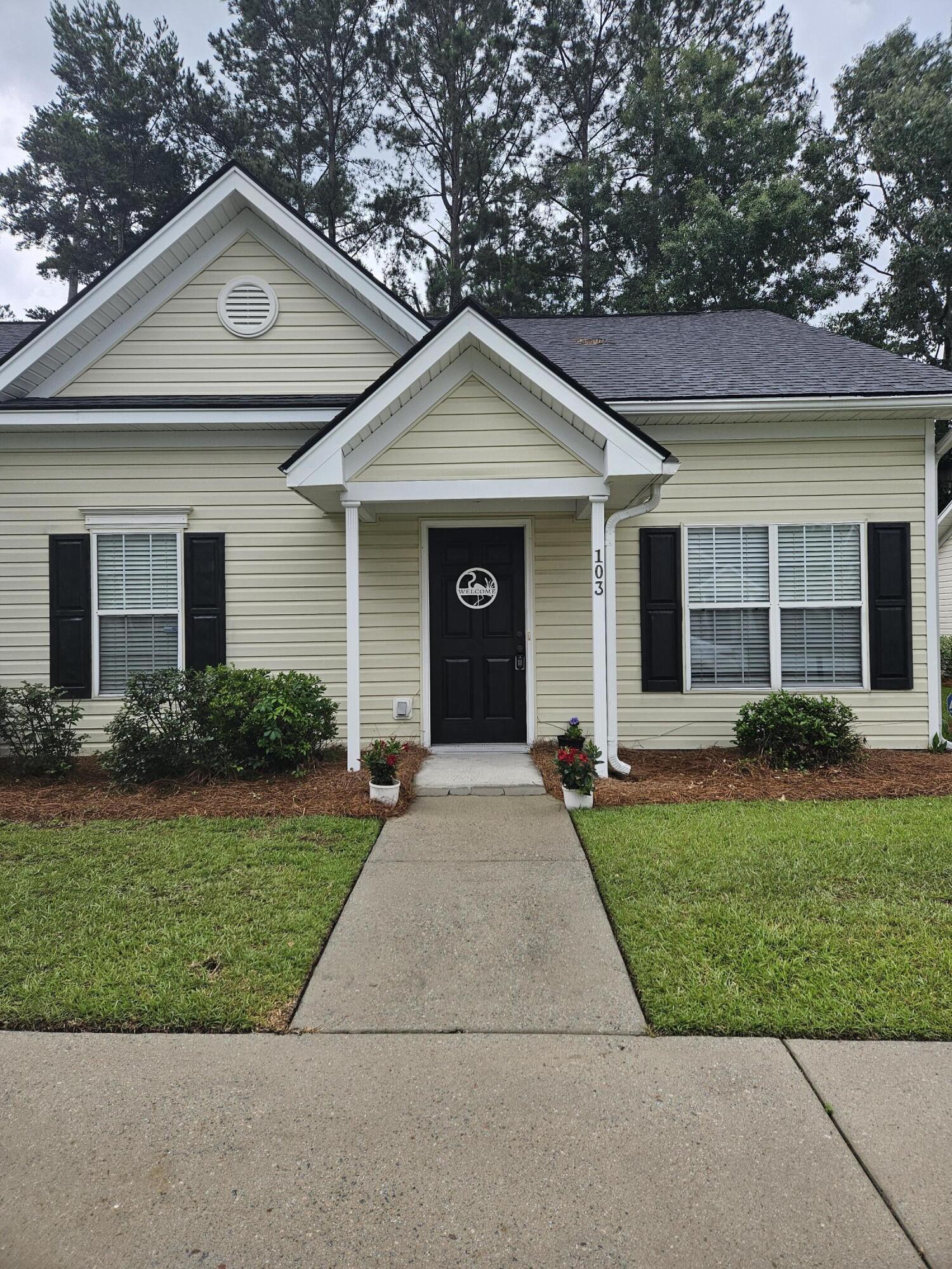 103 Dupont Way