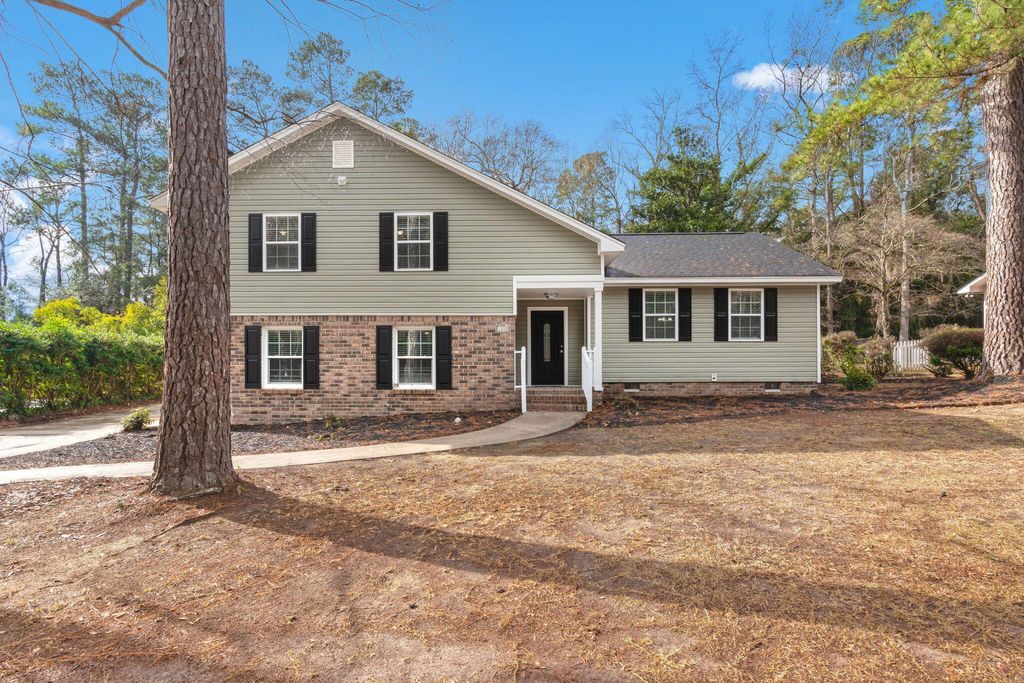 Photo of 1425 Sunset Street, Orangeburg, SC 29115 (MLS # 26002185)