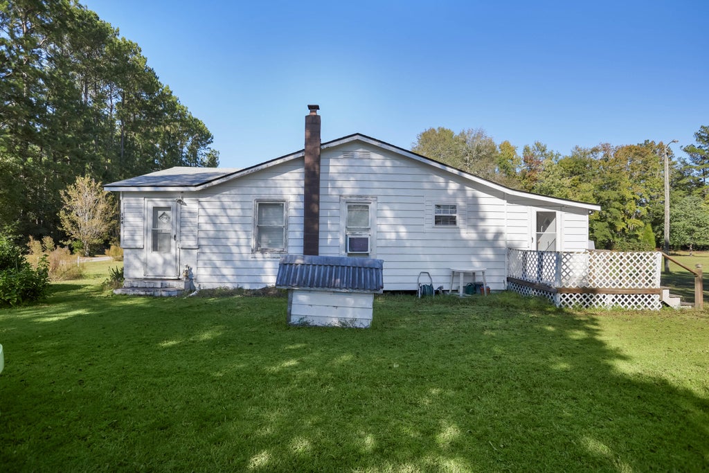 Photo of 134 George Lane, Bonneau, SC 29431 (MLS # 26029145)