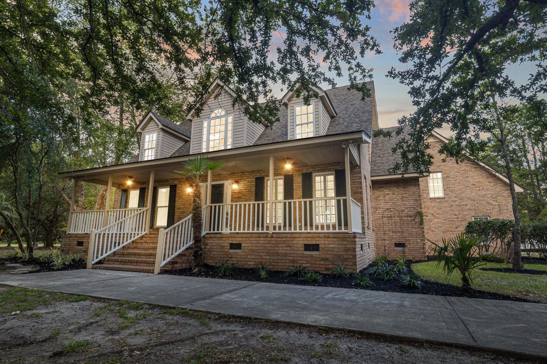 3385 Wayland Drive