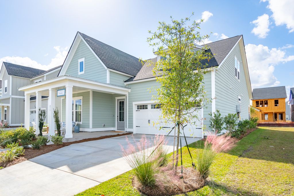 Photo of 170 Beamon Loop, Summerville, SC 29486 (MLS # 26012360)