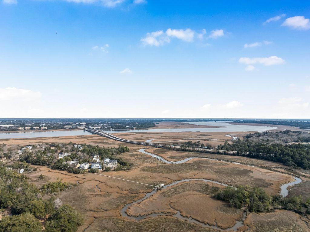 Photo of 1829 Dogwood Road #504, Charleston, SC 29414 (MLS # 26003299)