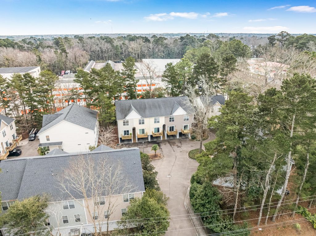 Photo of 1829 Dogwood Road #504, Charleston, SC 29414 (MLS # 26003299)