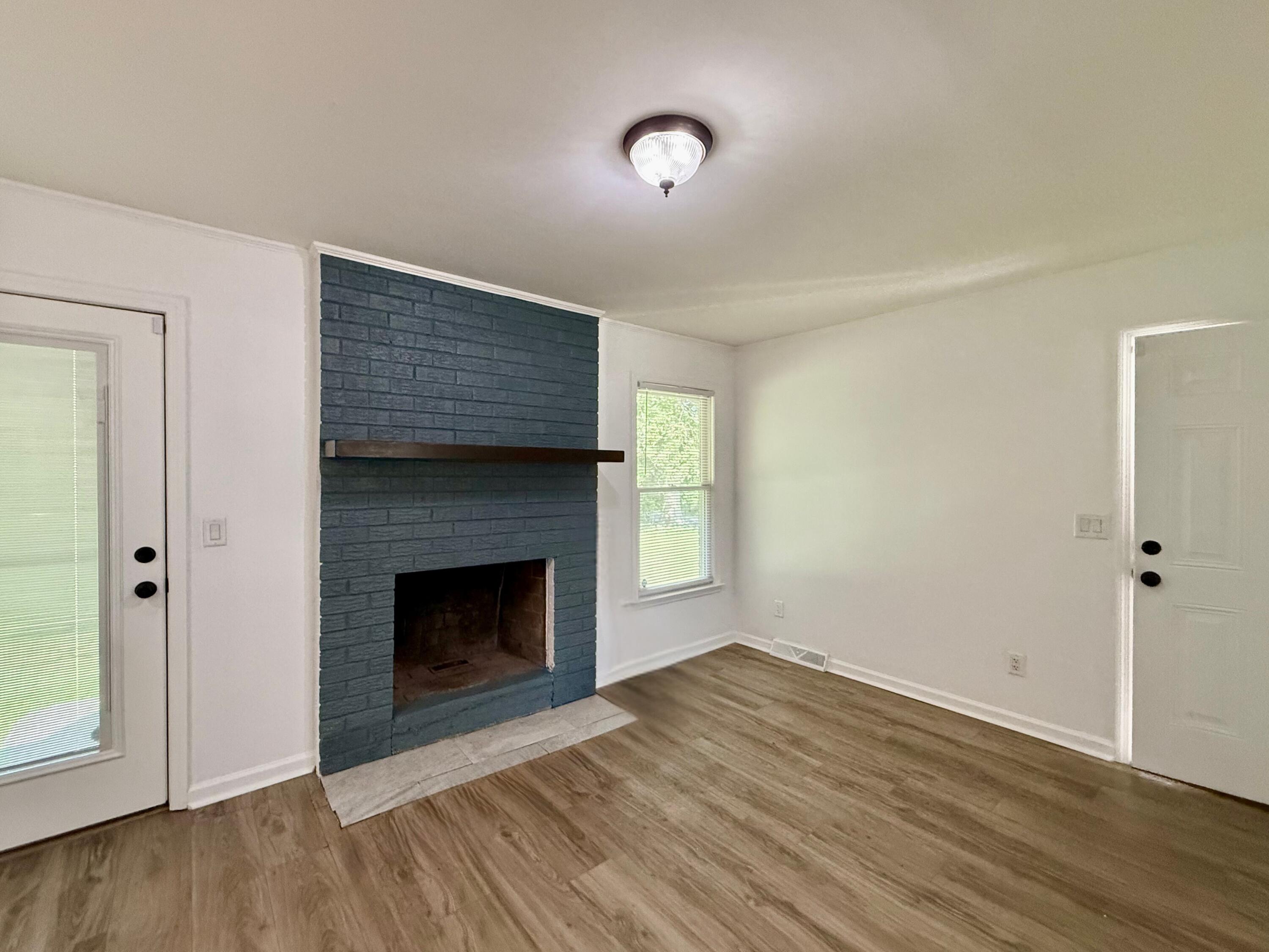 121 Pinewood Street