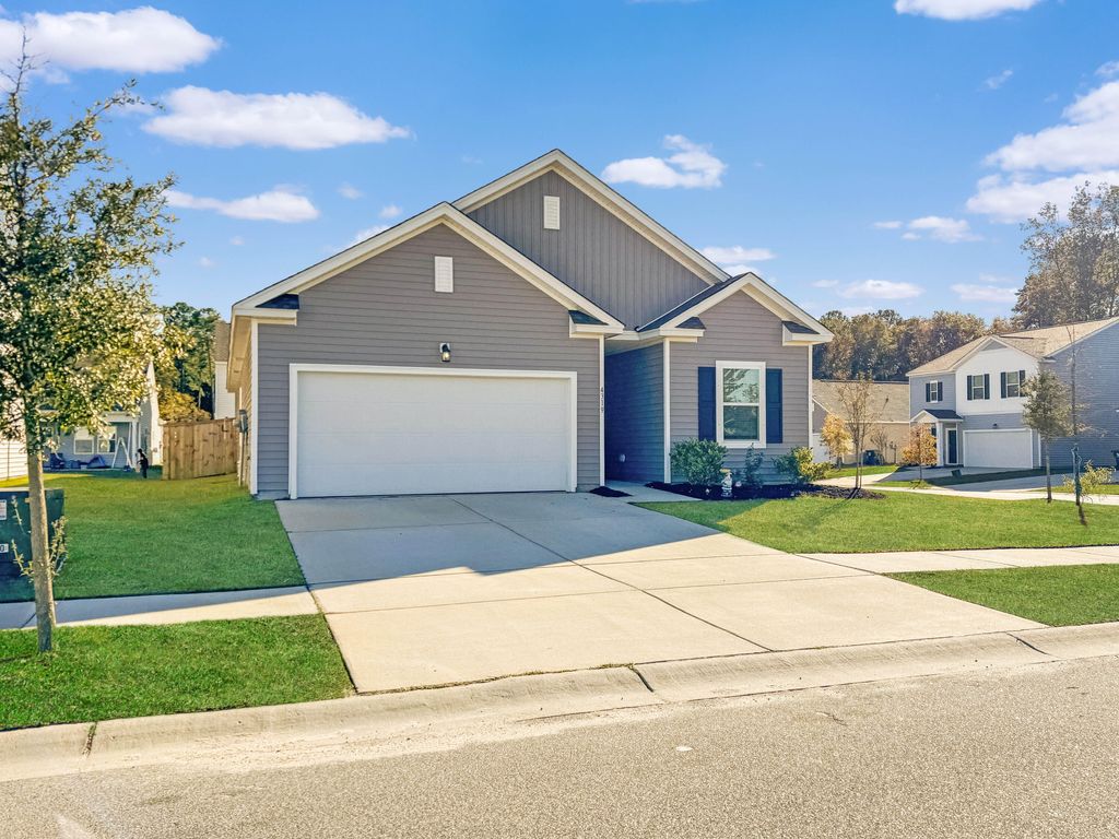 Photo of 4319 Ocean Farm Drive, Summerville, SC 29485 (MLS # 25030348)