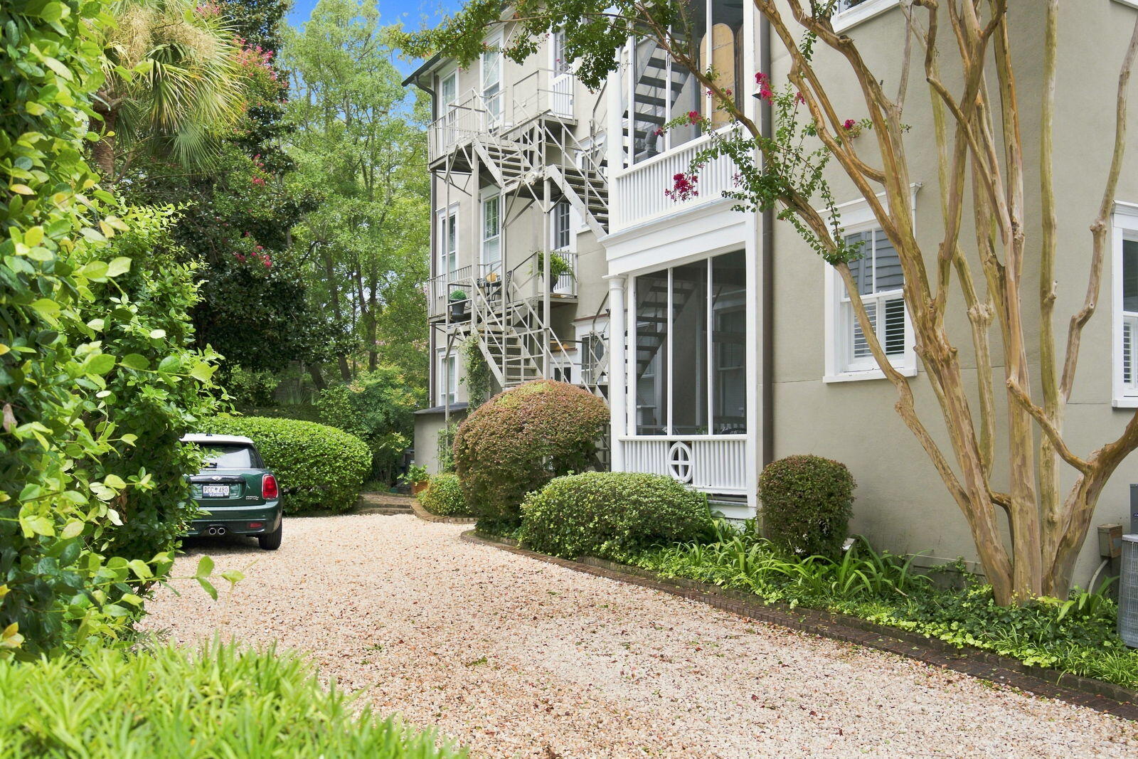 139 Tradd Street Apt 1