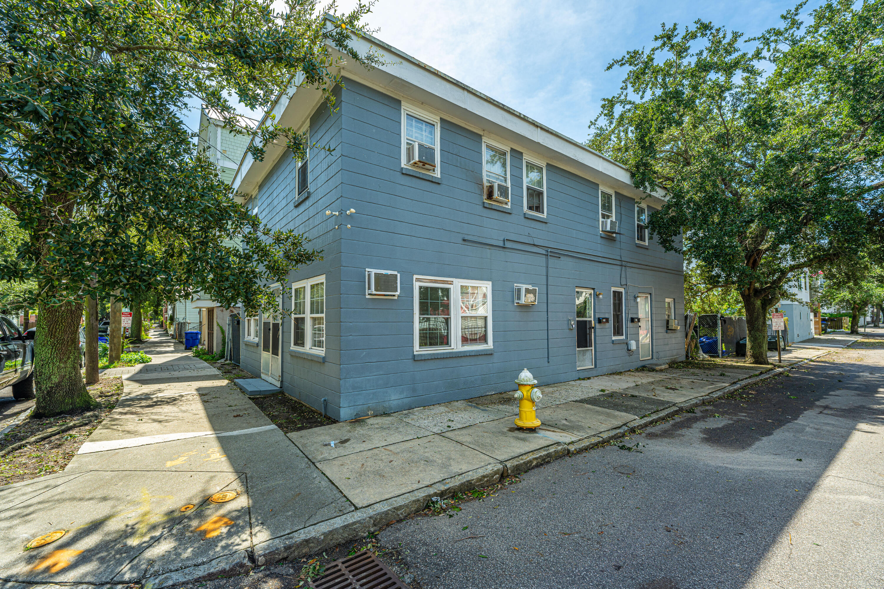 113 America Street A, B, C, D