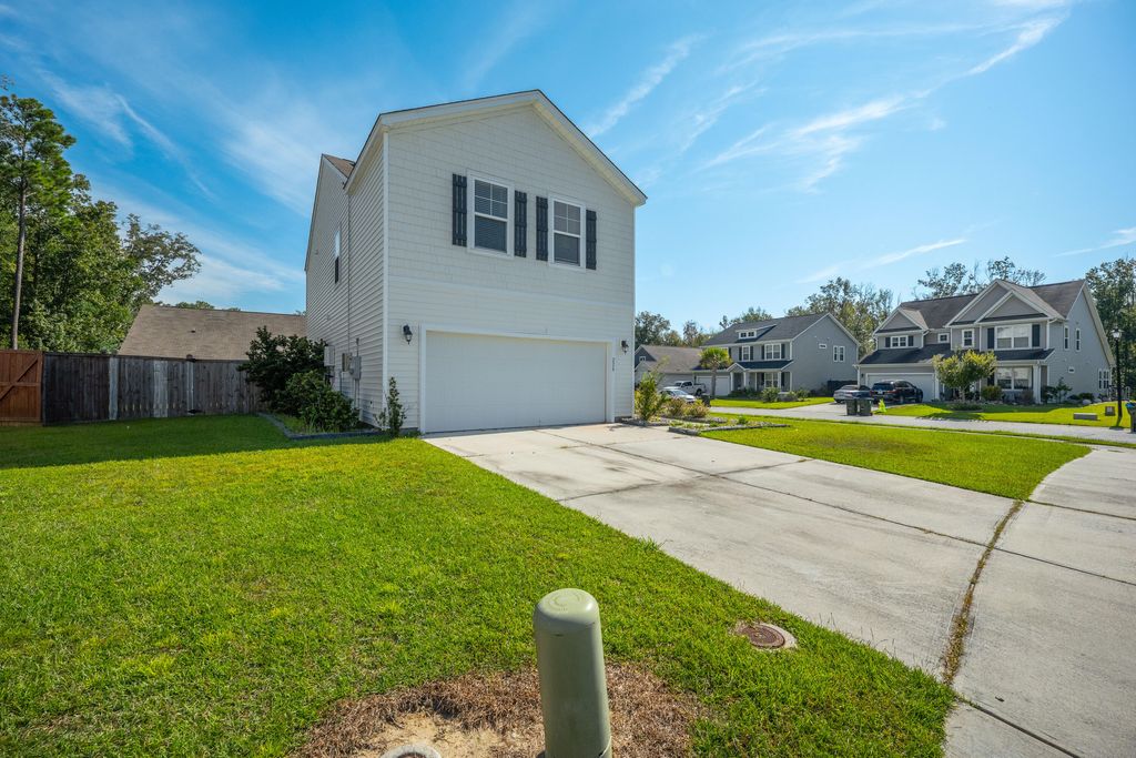 Photo of 228 Goshen Road, Moncks Corner, SC 29461 (MLS # 25026728)