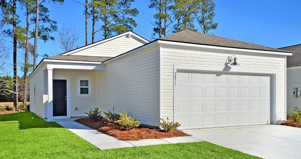 Photo of 366 Tiliwa Street, Summerville, SC 29486 (MLS # 25031786)