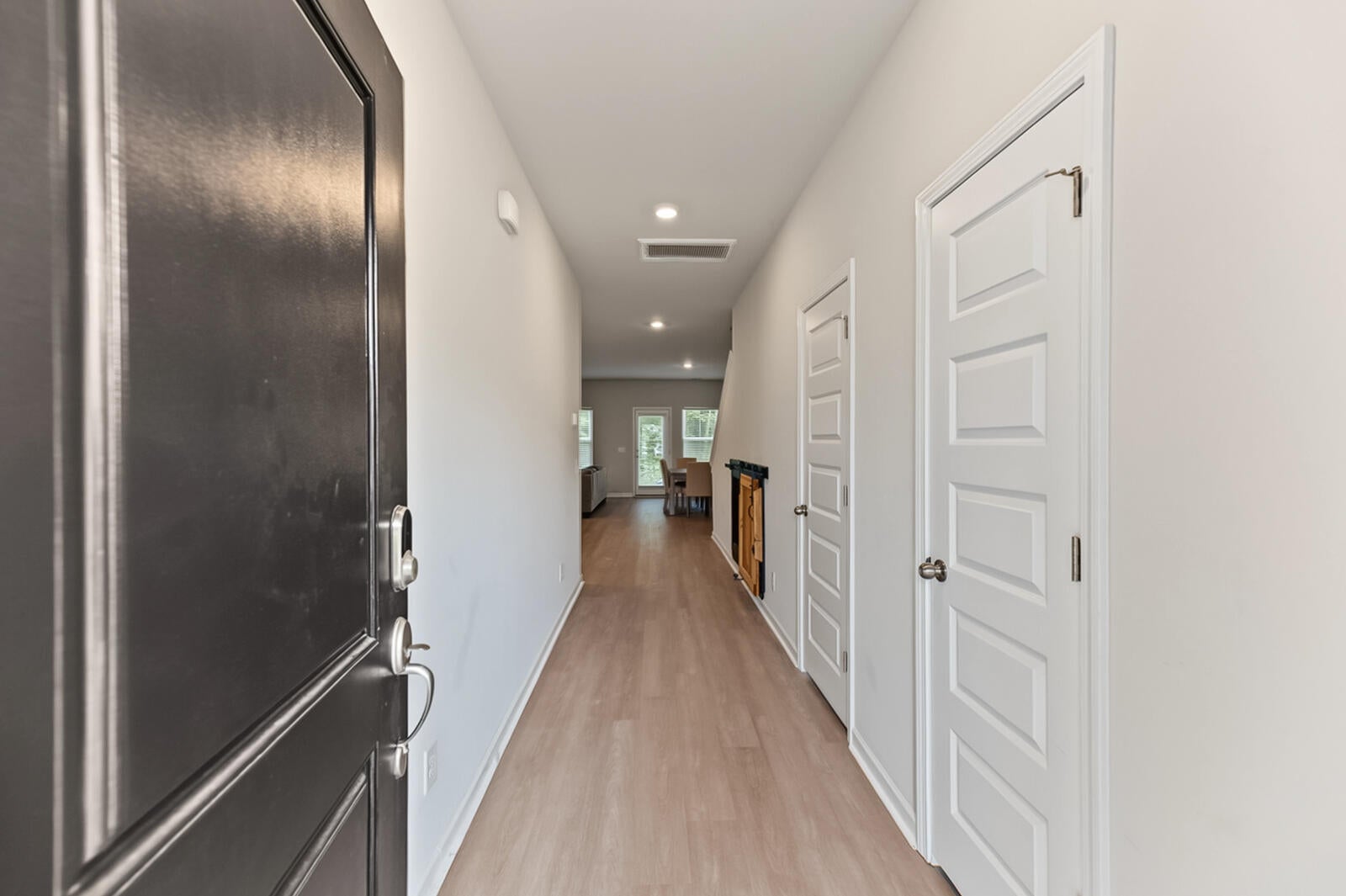 8062 Reagan Way