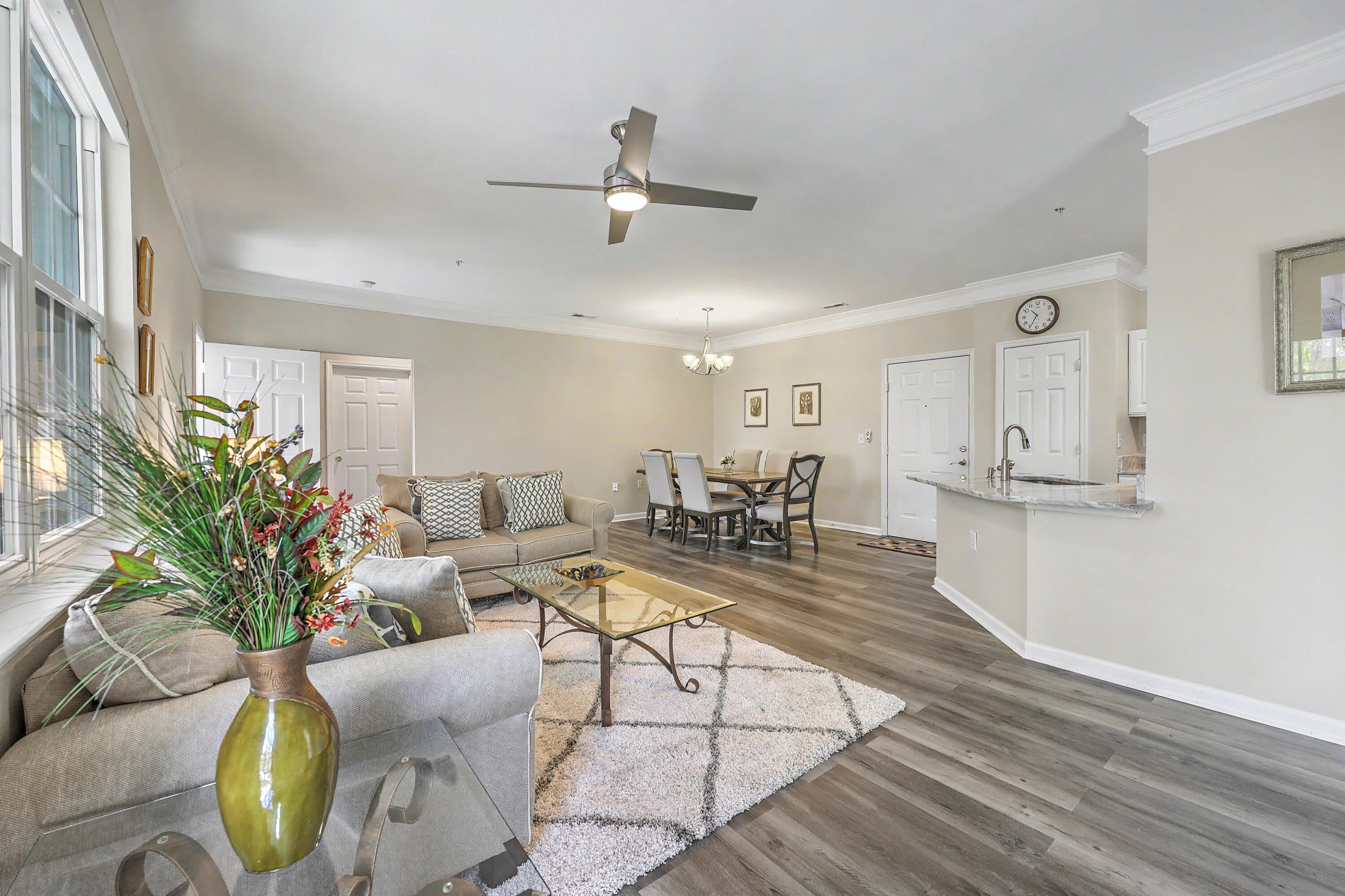 1483 Cambridge Lakes Drive Unit 201c