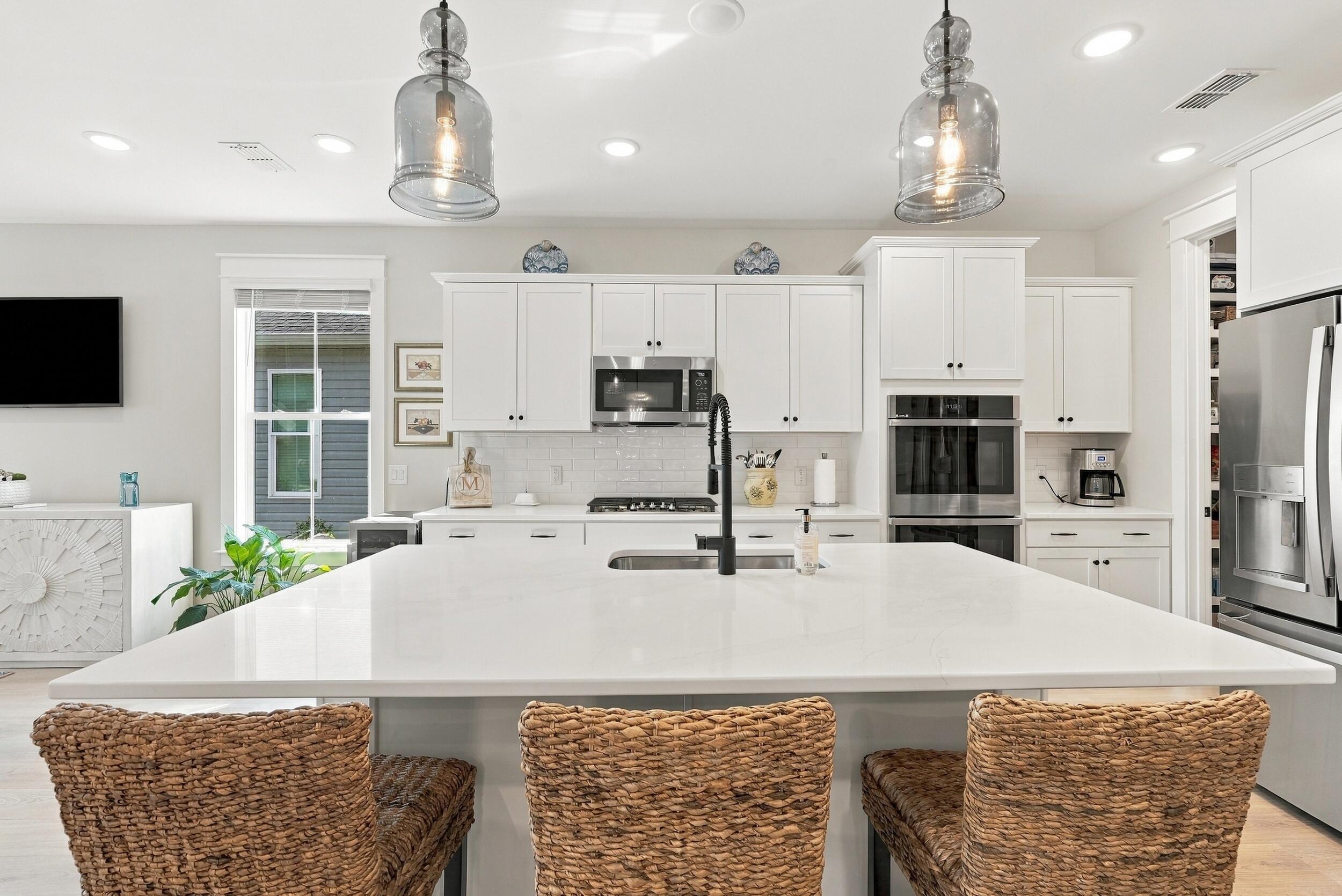136 Leeward Landing