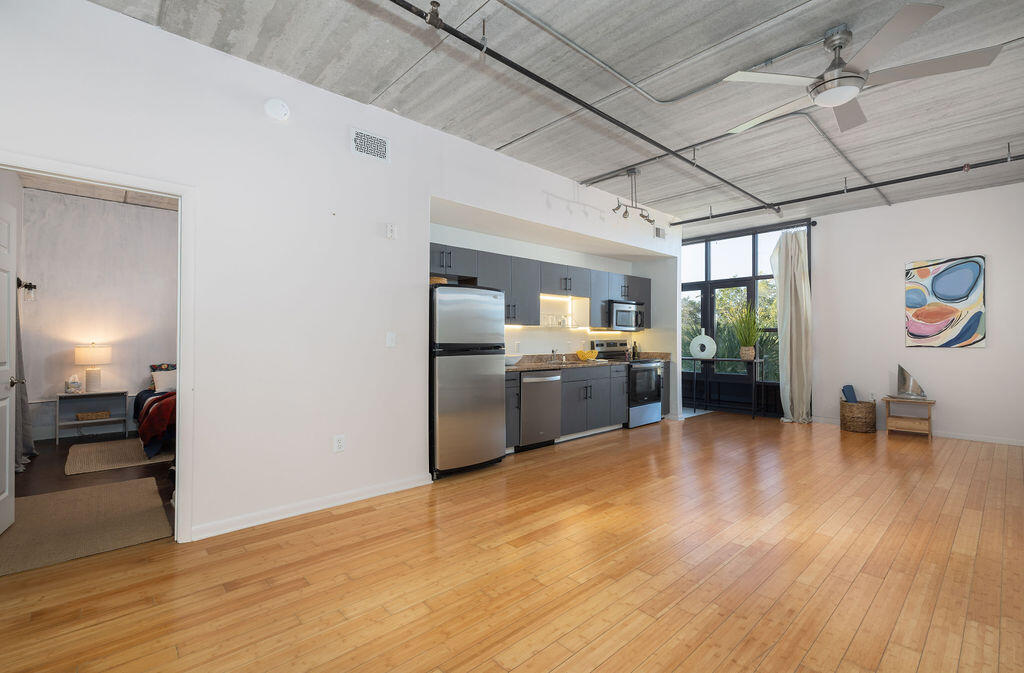 1 Cool Blow Street 337