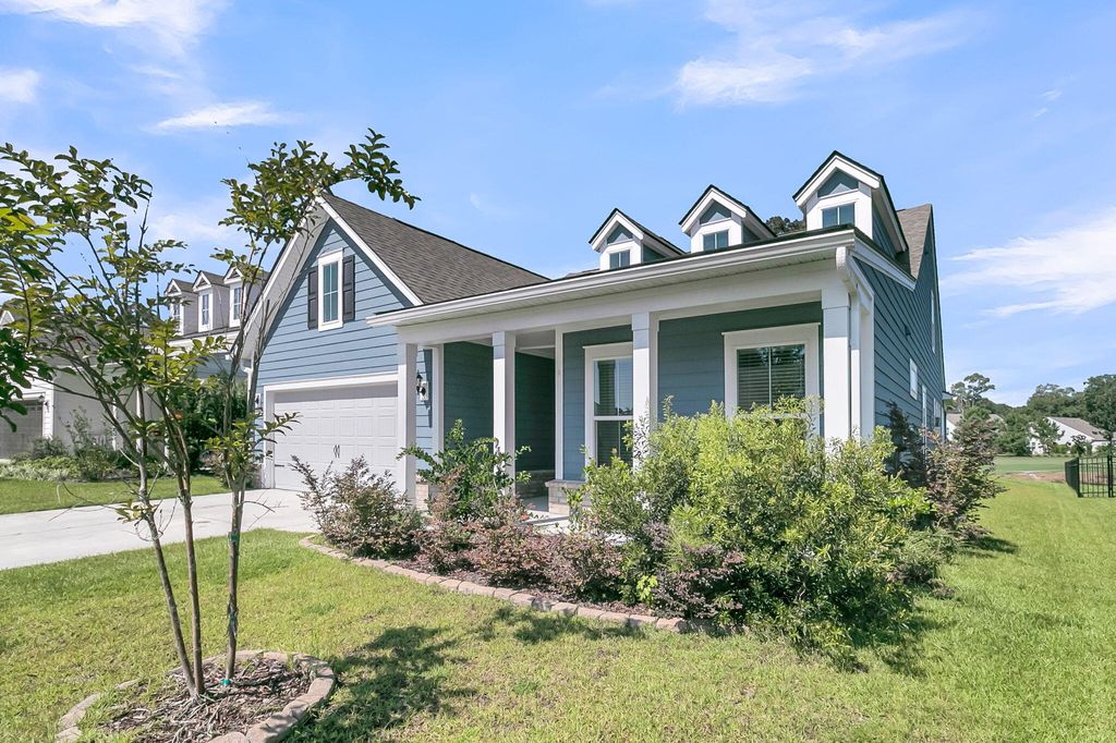Photo of 6244 Woodsedge Court, Hollywood, SC 29449 (MLS # 25023507)