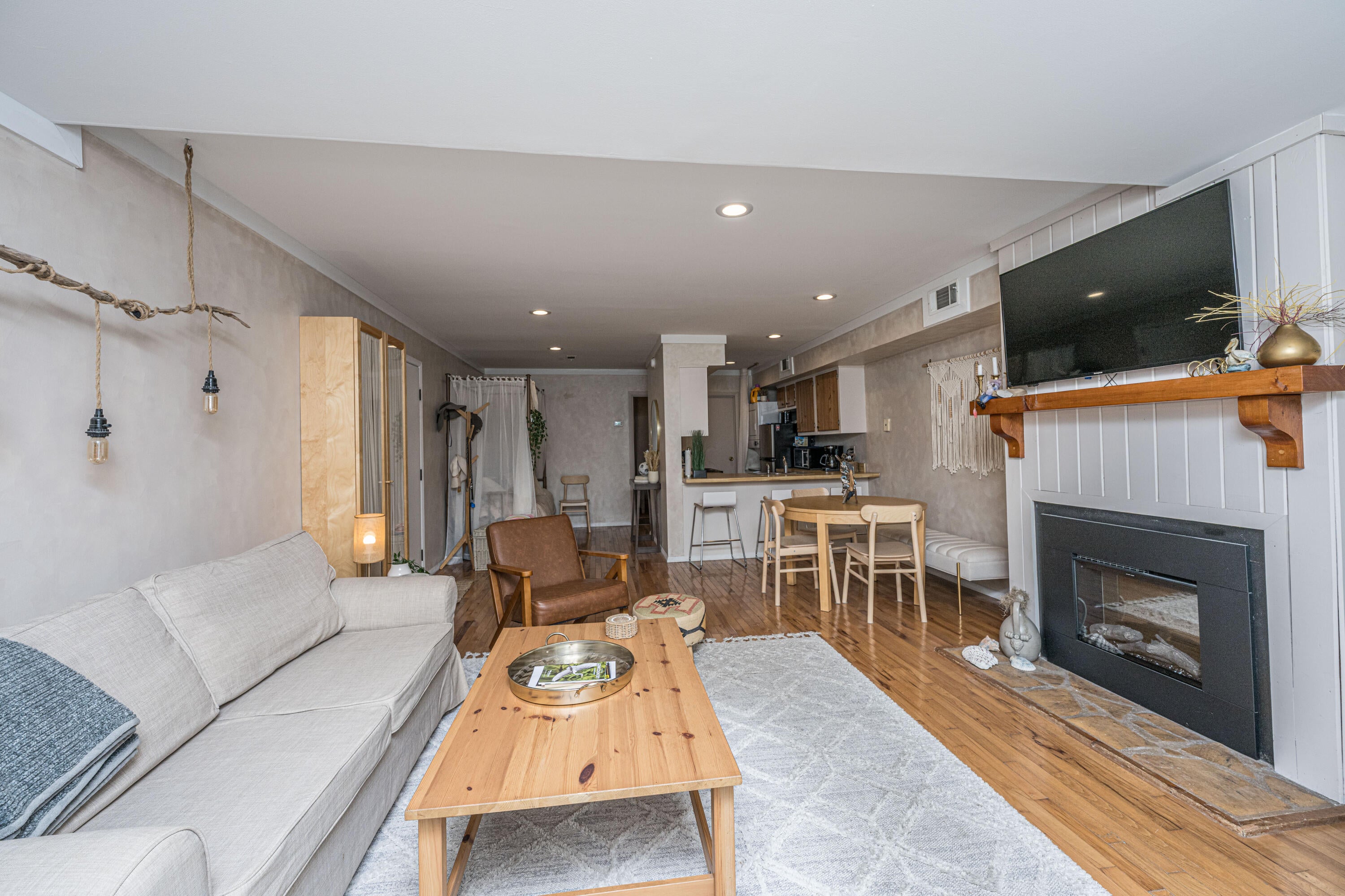 282 Driftwood Lane