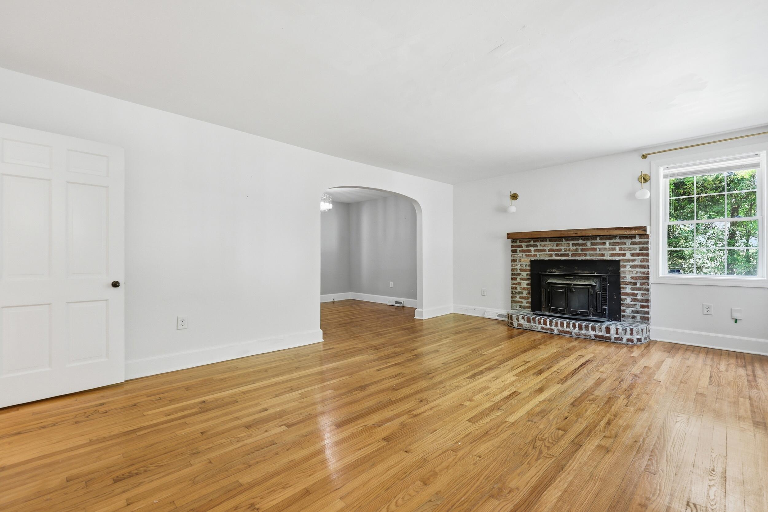 27 Oak Forest Drive
