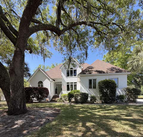 Photo of 1165 Manor Lane, Mount Pleasant, SC 29464 (MLS # 26022616)