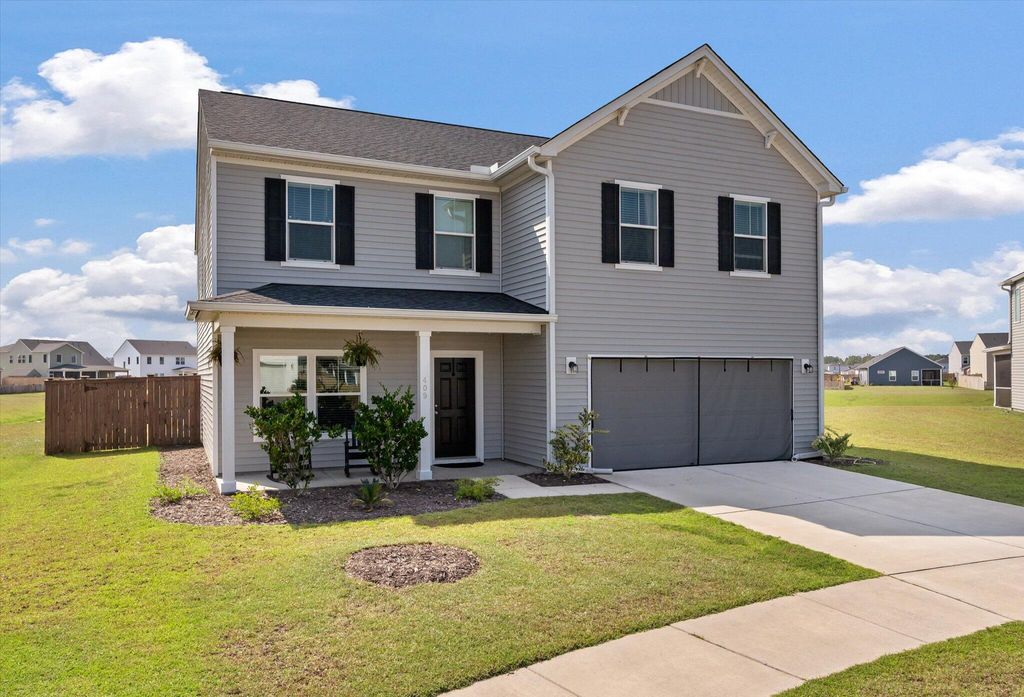 Photo of 409 Trevi Lane, Summerville, SC 29486 (MLS # 26000936)