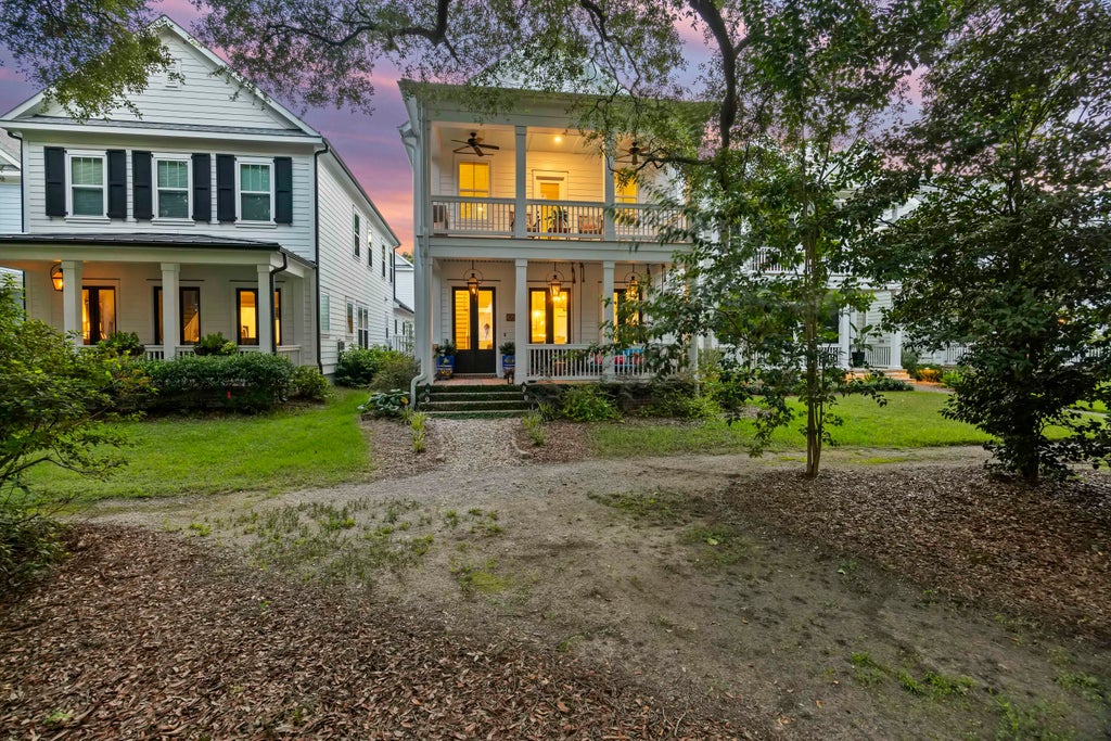 Photo of 1056 Avenue Of Oaks, Charleston, SC 29407 (MLS # 26024268)