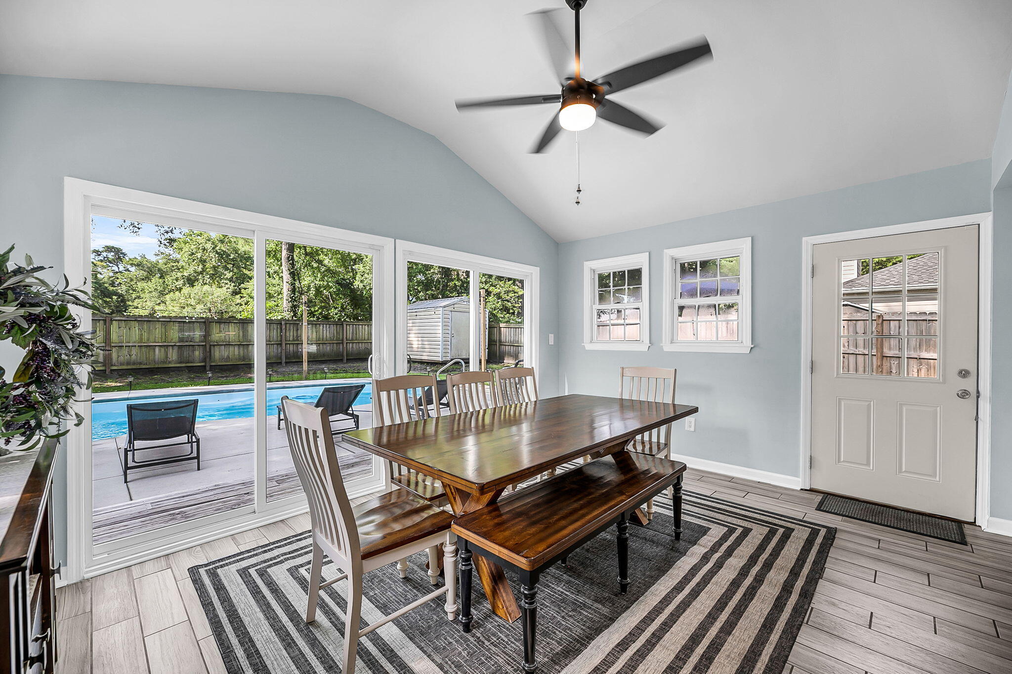 1817 Aylsford Court