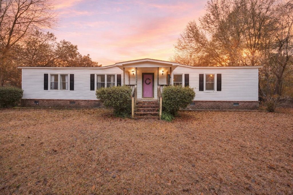 Photo of 5159 Red Oak Road, Cottageville, SC 29435 (MLS # 26007058)