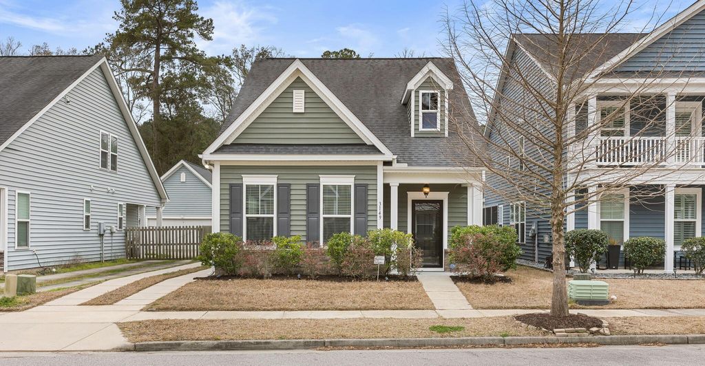 Photo of 3149 Moonlight Drive, Charleston, SC 29414 (MLS # 26005974)