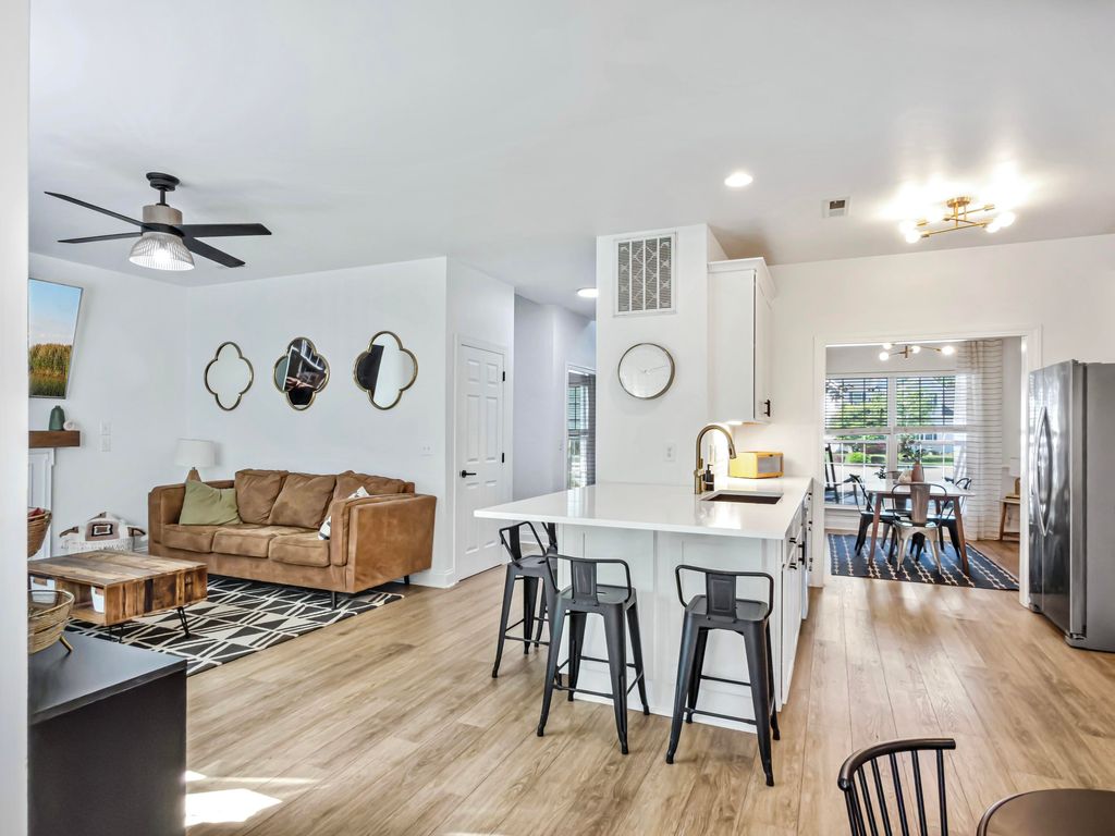 Photo of 191 Willowbend Lane, Summerville, SC 29485 (MLS # 26010698)