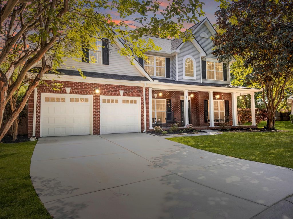 Photo of 191 Willowbend Lane, Summerville, SC 29485 (MLS # 26010698)