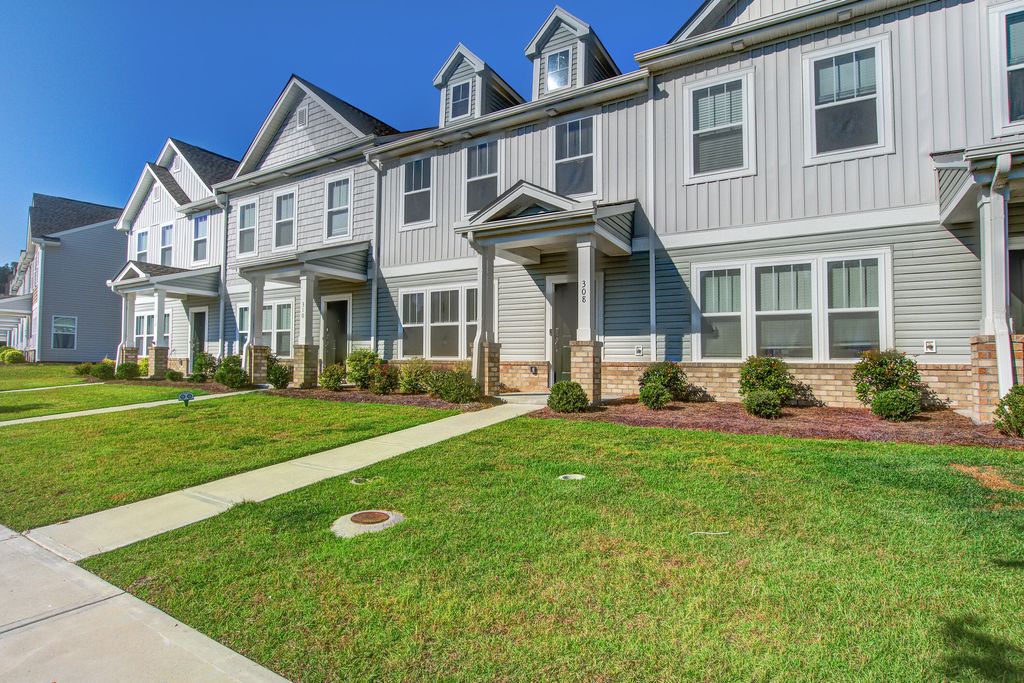 Photo of 308 Surfbird Road, Summerville, SC 29486 (MLS # 25026675)