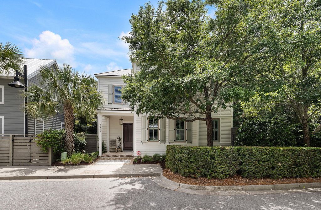 Photo of 2417 Old Georgetown Road, Mount Pleasant, SC 29466 (MLS # 26015719)