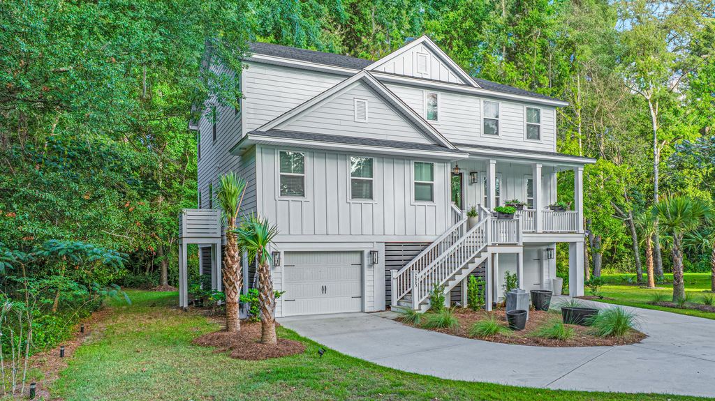 Photo of 2663 Rifle Range Road, Mount Pleasant, SC 29466 (MLS # 25018498)