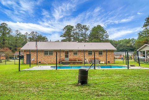 A home in Kingstree