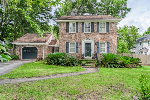 Photo of 906 Night Heron Drive, Mount Pleasant, SC 29464 (MLS # 25018577) Photo of 906 Night Heron Drive, Mount Pleasant, SC 29464 (MLS # 25018577)