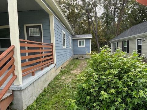 A home in North Charleston