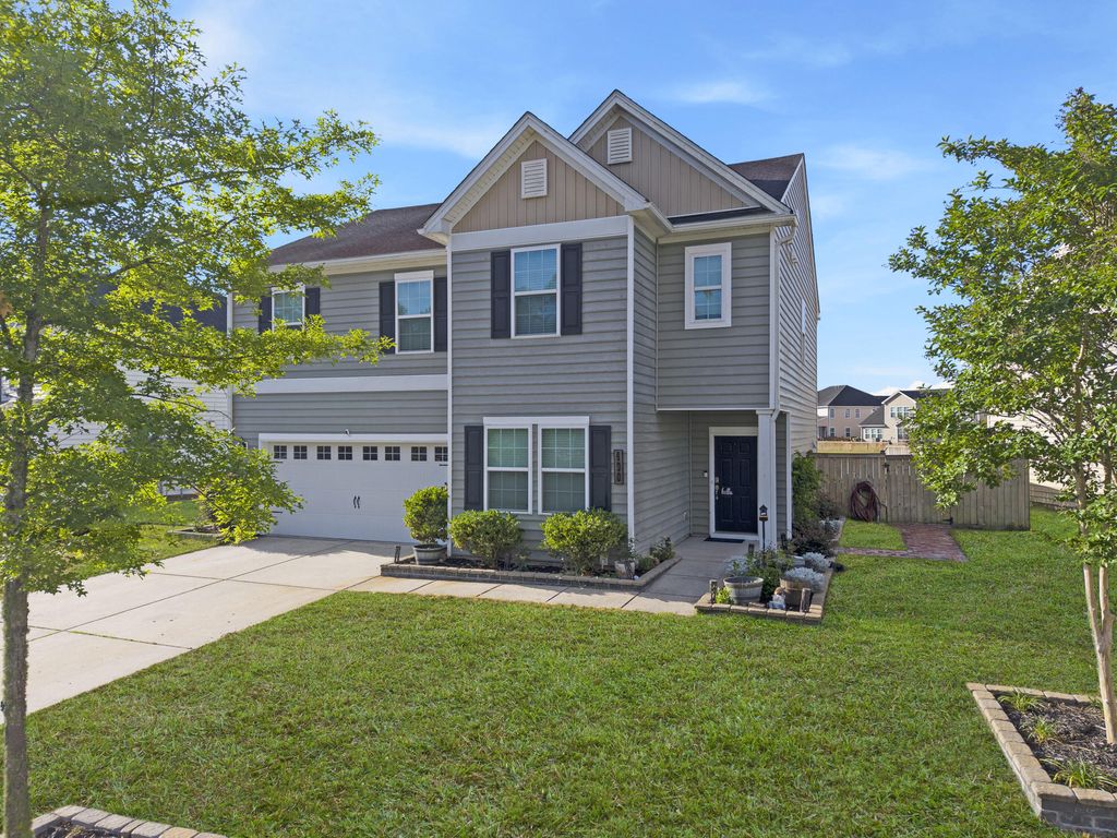 Photo of 490 Whispering Breeze Lane, Summerville, SC 29486 (MLS # 26014961)
