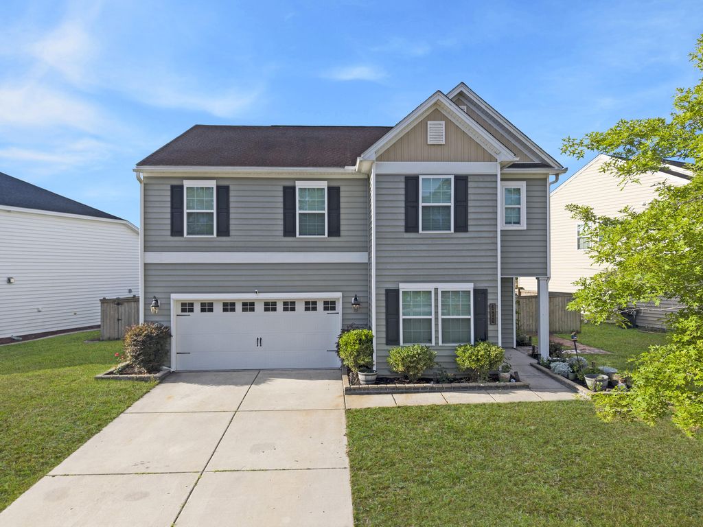 Photo of 490 Whispering Breeze Lane, Summerville, SC 29486 (MLS # 26014961)