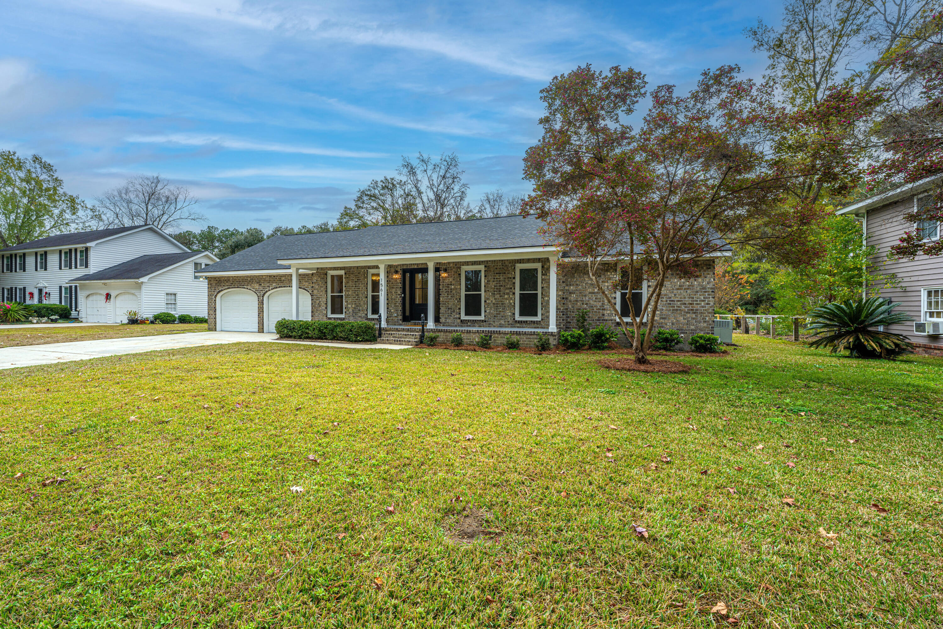 1561 Montclair Street