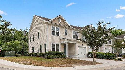 Photo of 4761 Horse Drawn Way, Summerville, SC 29485 (MLS # 26012340)