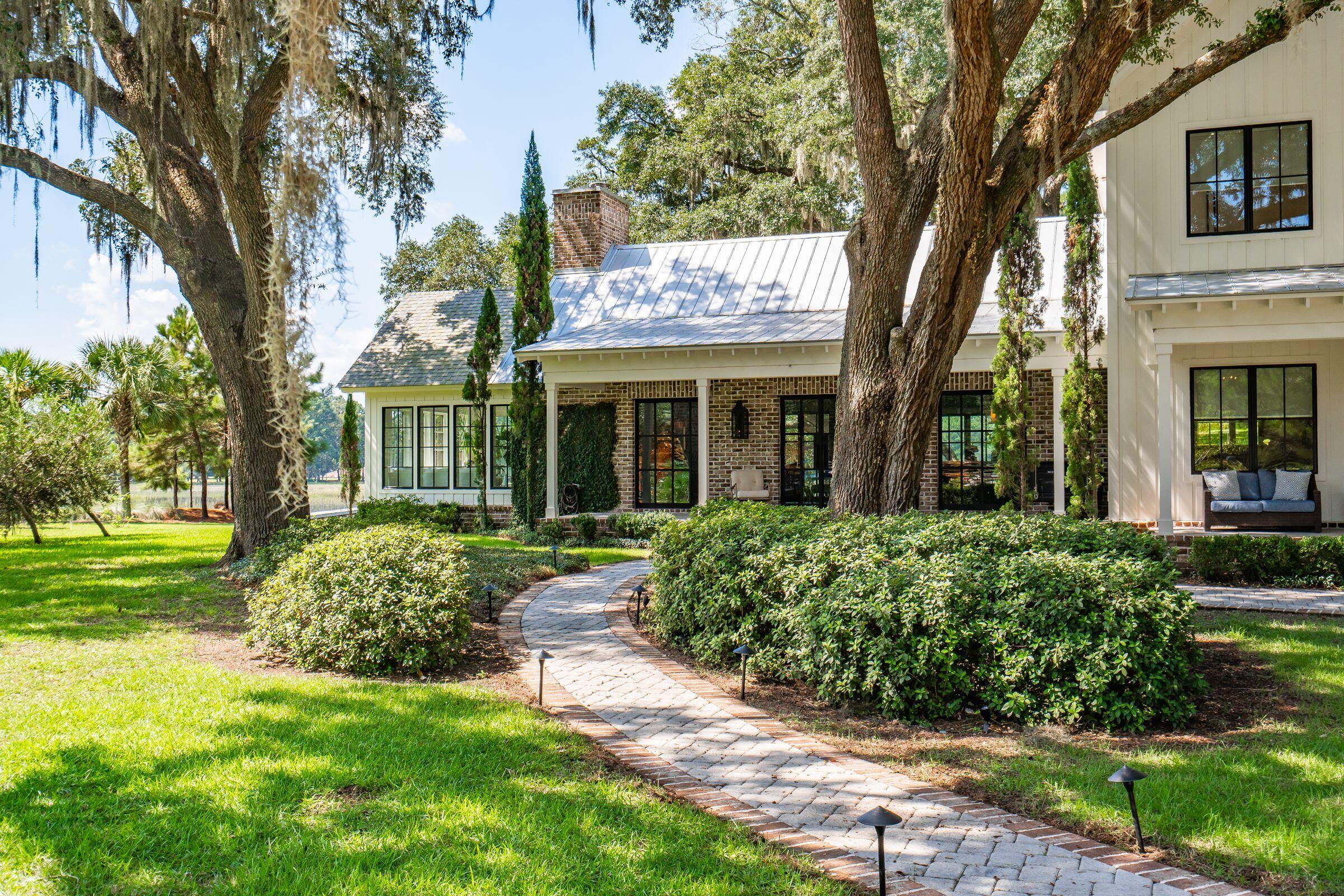 3694 Edings Court