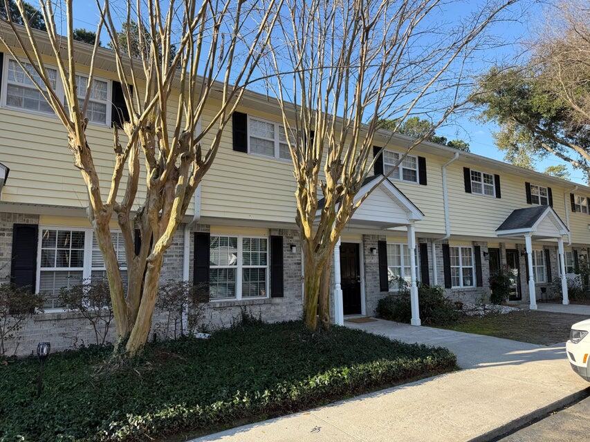 507 Stinson Drive 8d
