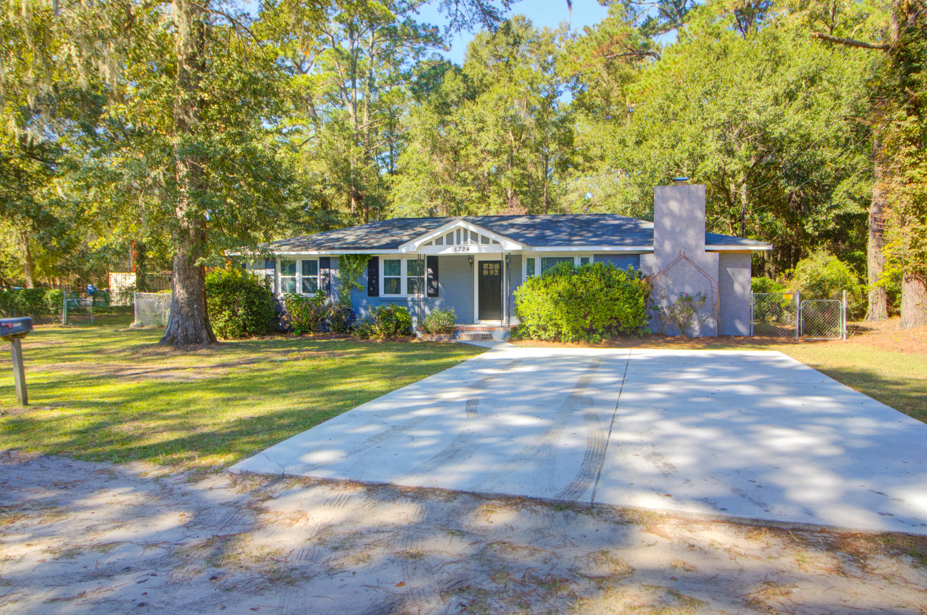 5724 Mineral Springs Road