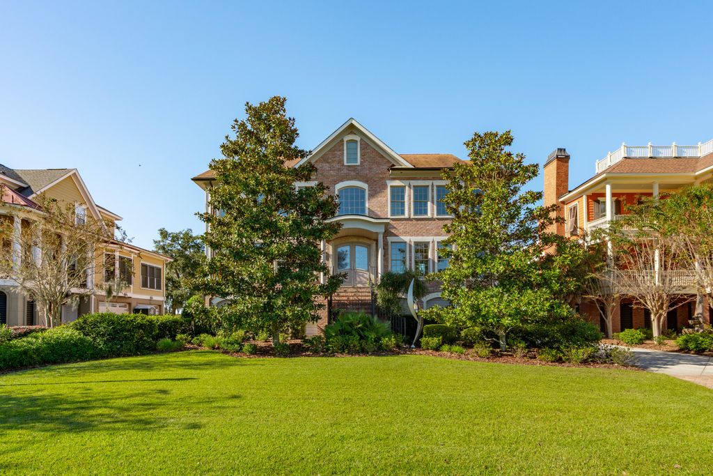 Photo of 1600 Rivertowne Country Club Drive, Mount Pleasant, SC 29466 (MLS # 26009528)