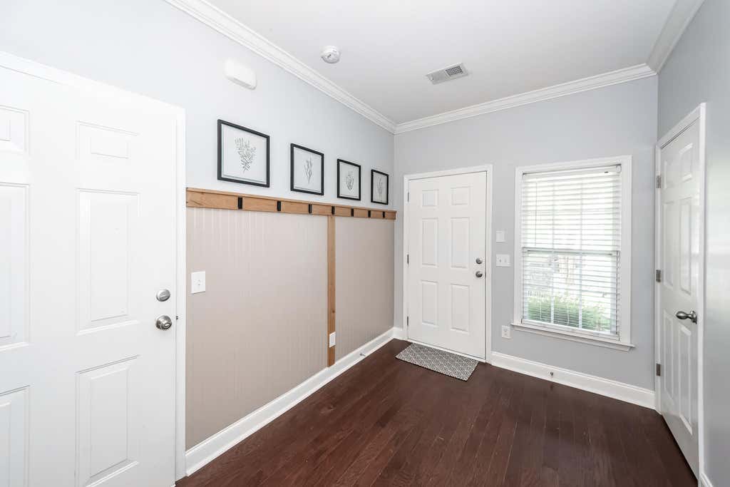 Photo of 4072 Hartland Street, Charleston, SC 29414 (MLS # 26023908)