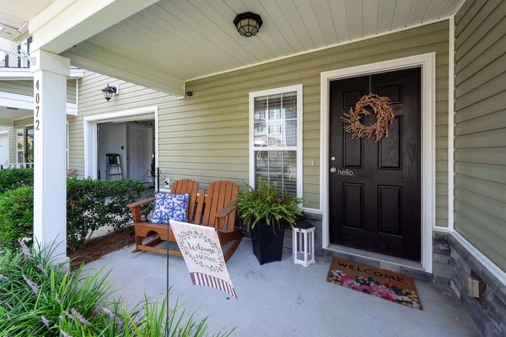 Photo of 4072 Hartland Street, Charleston, SC 29414 (MLS # 26023908)
