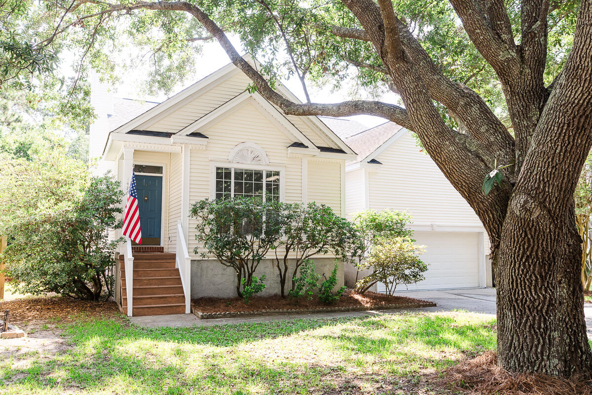 1486 Springwater Court