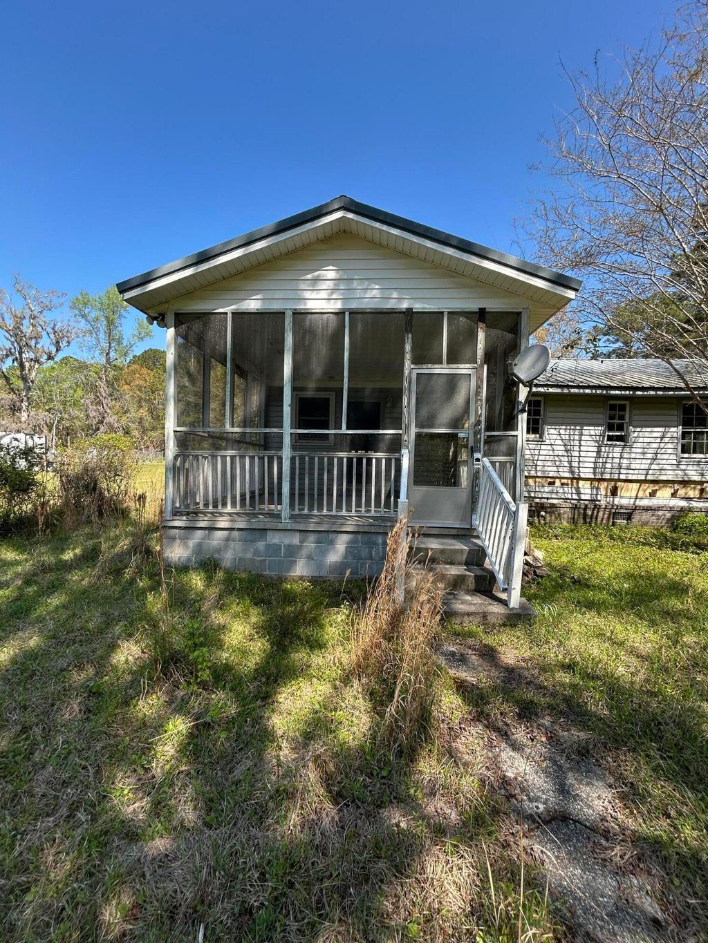 Photo of 5795 Dixie Plantation Road, Hollywood, SC 29449 (MLS # 26008794)