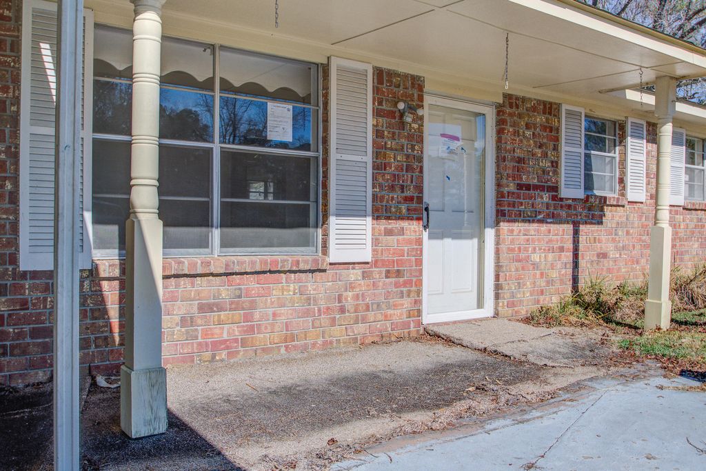 Photo of 114 Froman Drive, Summerville, SC 29483 (MLS # 26002776)