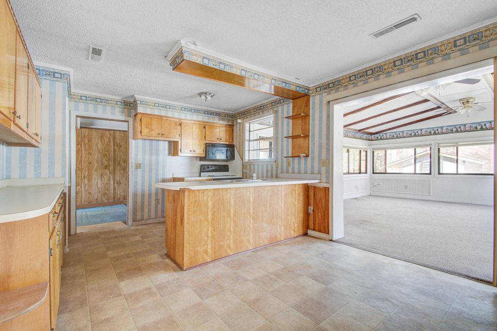 Photo of 114 Froman Drive, Summerville, SC 29483 (MLS # 26002776)